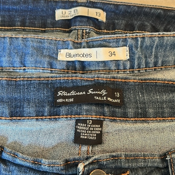 BUNDLE- 3 Pairs of Jean Shorts - Picture 6 of 6